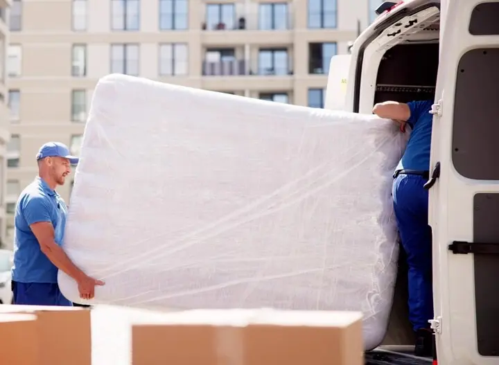 Will a 135cm mattress fit in a car?